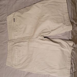 Quicksilver shorts size 33